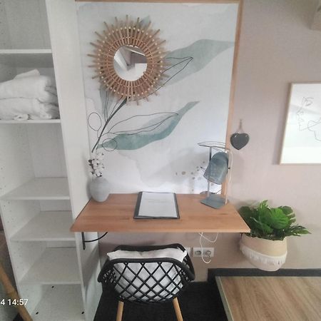Apartmán Au Bord Du Vieux Moulin Mérignac Exteriér fotografie