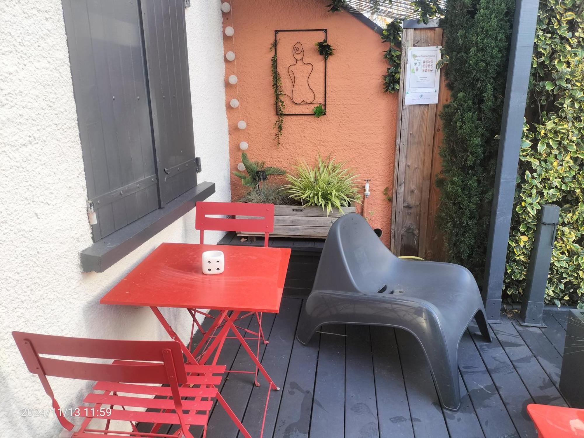 Apartmán Au Bord Du Vieux Moulin Mérignac Exteriér fotografie