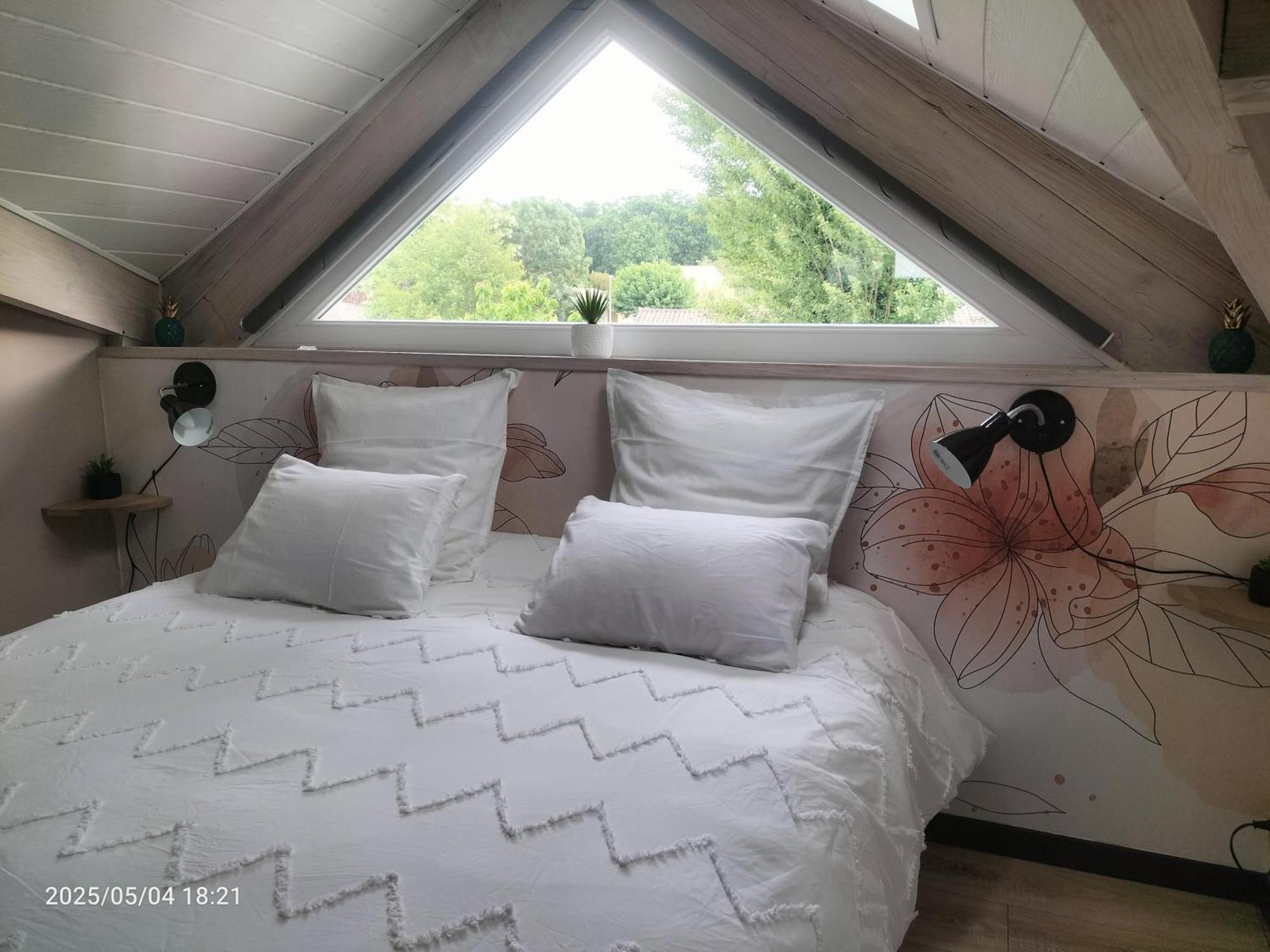 Apartmán Au Bord Du Vieux Moulin Mérignac Exteriér fotografie